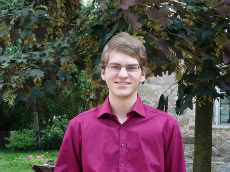 Maximilian Kob, Jahrgang 1993, Abitur 2011, anschl. Studium der Medizin an der TU-Dresden, Jagdhornbl&auml;ser (Ventilhorn, Plesshorn, Trompete) und Gitarrist.
(Bildstatus nicht mehr aktuell)